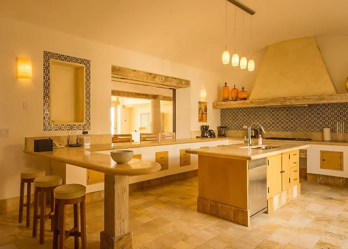 Casa Piedra Blanca Villa