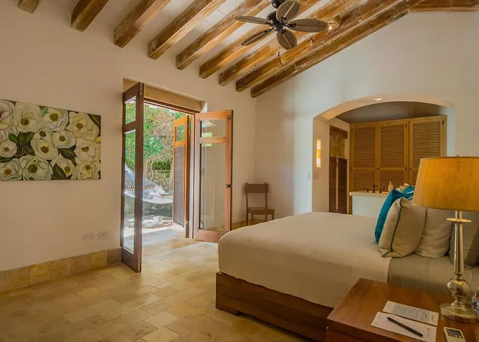 Casa Piedra Blanca *